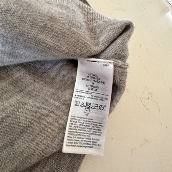 NWOT Merino Wool Turtleneck Sweater - Picture 7 of 7